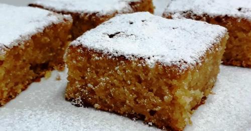 Κέικ με μαρμελάδα και σιμιγδάλι σε 25 λεπτά